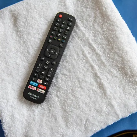 144 Lower Cheltenham Place Guest house *