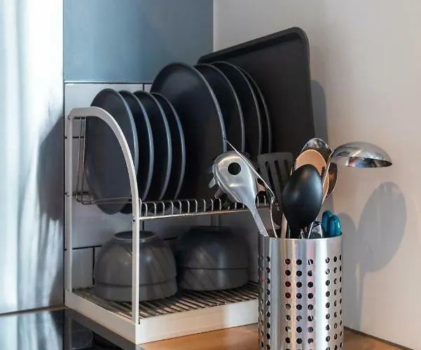 بيت ضيافة 144 Lower Cheltenham Place *