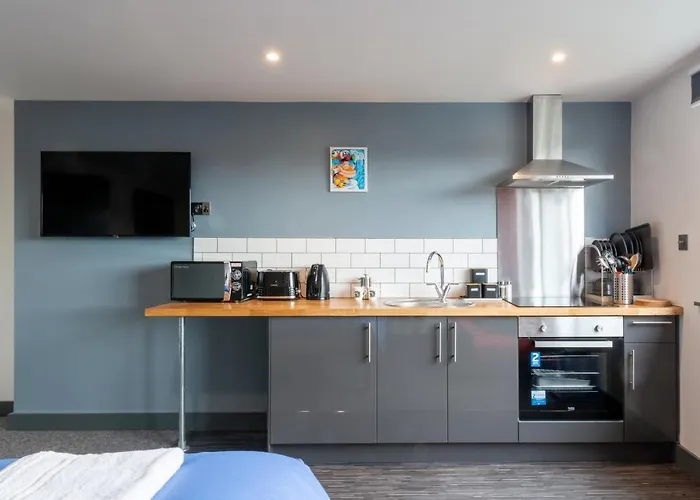 بيت ضيافة 144 Lower Cheltenham Place *