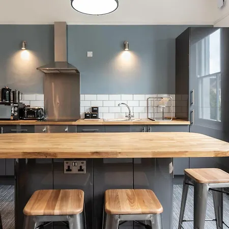 144 Lower Cheltenham Place 게스트하우스 브리스틀